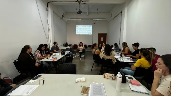 Professores da Educação Infantil se reúnem para formação do LEEI