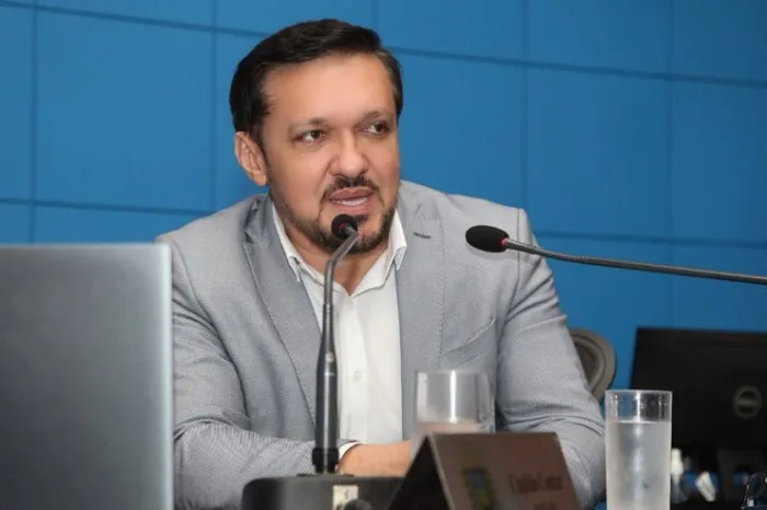 Projeto de Lucas de Lima prevê criação da Carteira Estadual de Saúde da Mulher no MS