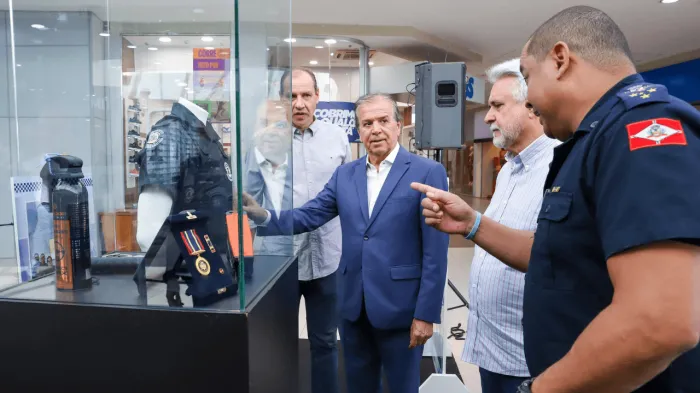 Cerimônia oficial marca abertura de Exposição 'GCM 18 anos'