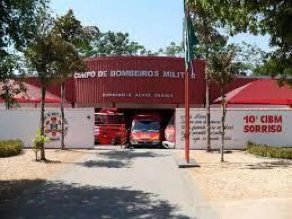 Vereador reapresenta pedido para revitalização e manutenção da calçada no entorno do Corpo de Bombeiros