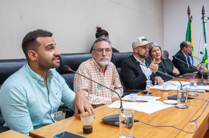 Com novas atribuições, Comissão de Direitos Humanos aprova seis proposições em reunião extraordinária