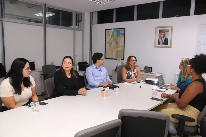 Governo do Estado, Ministério da Saúde e Escola de Enfermagem da UFBA discutem gestão do trabalho e da educação na saúde