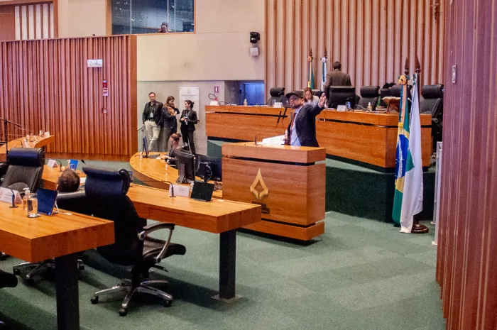 Deputados cobram GDF sobre mortes de crianças nas unidades de saúde