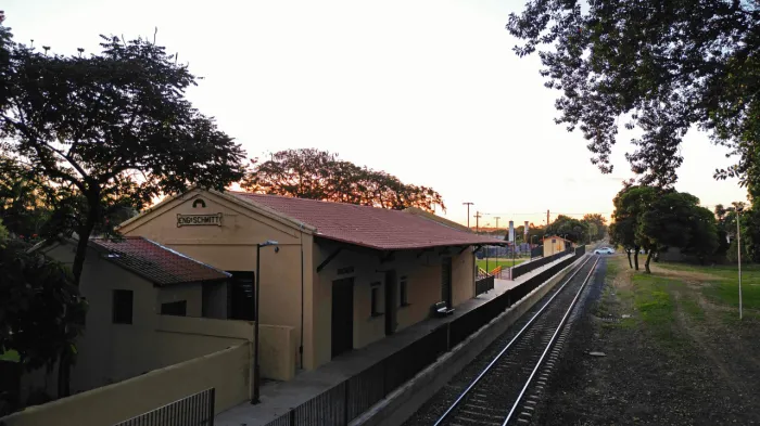 Estação Ferroviária de Schmitt é entregue após revitalização