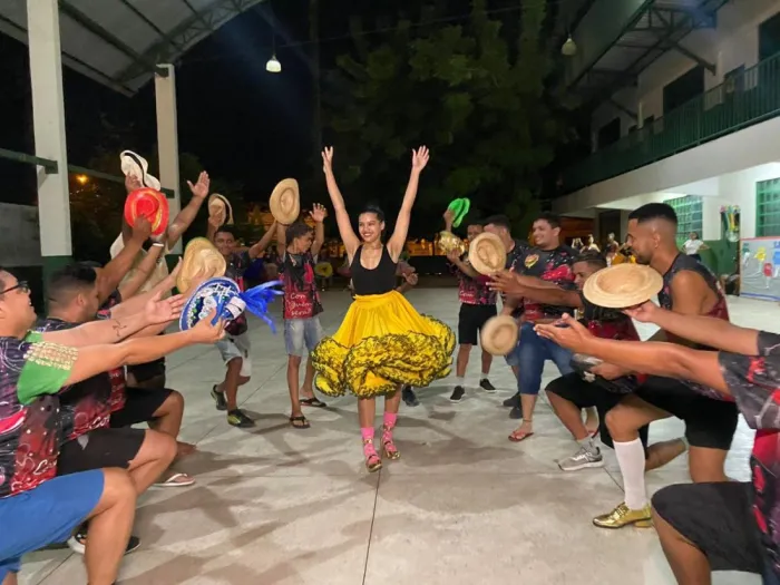 Cultura: Junina Amor Perfeito traz a resposta à famosa pergunta Com Quem Será?