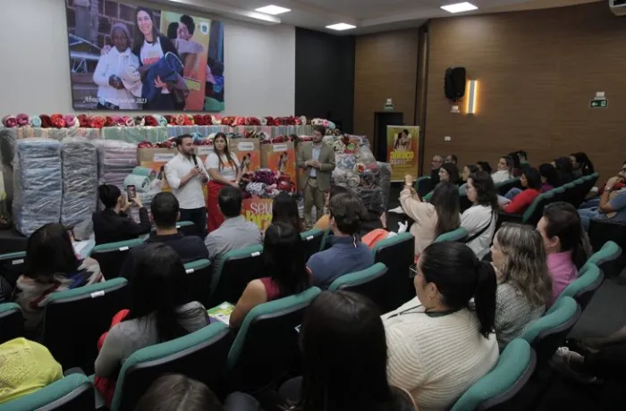 Mobilização de servidores do Detran-MS rende mais de 3,4 mil peças para a Campanha Seu Abraço Aquece