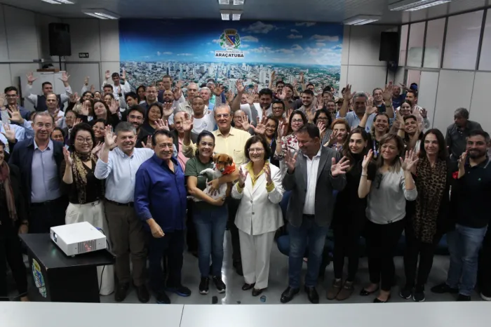 FORA LEISH: Araçatuba lança campanha de encoleiramento de cães contra a leishmaniose