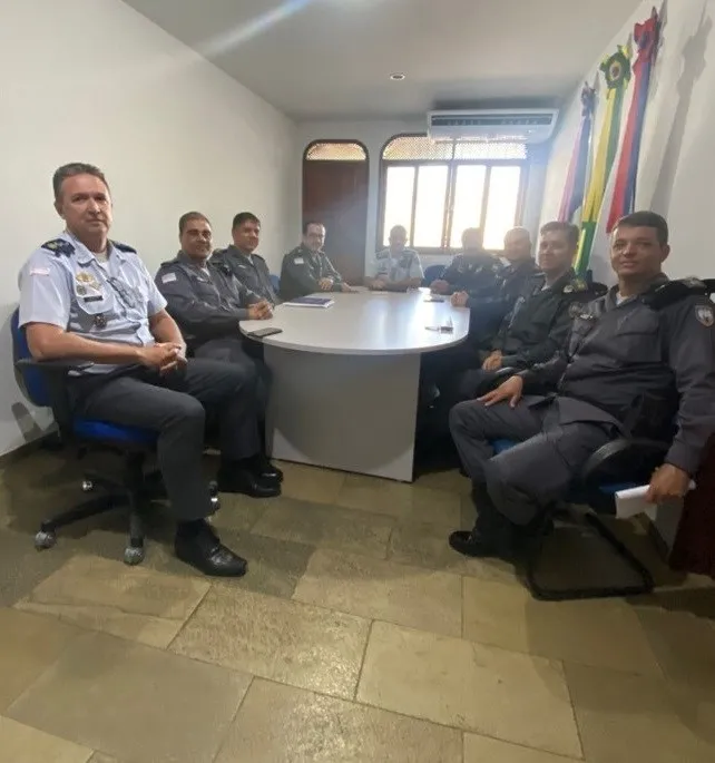 Novo comandante do 2º CPOR alinha metas em reunião estratégica