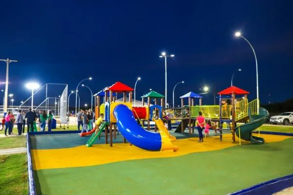 Indicação pede banheiros na Praça das Meninas, no Jardim Aurora