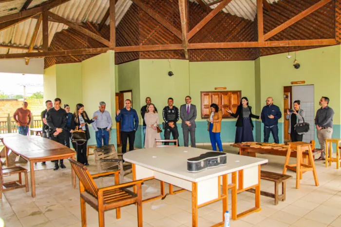 Iapen apresenta polo moveleiro e fábrica de instrumentos musicais a magistrados de Rondônia e do Acre
