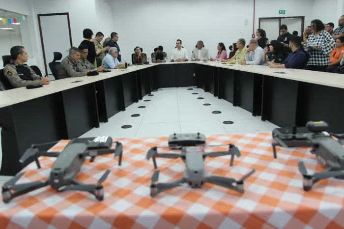 Segurança: São João de Campina Grande 2024 começa com tecnologia de videomonitoramento por drones, 'supercâmera' e identificação facial