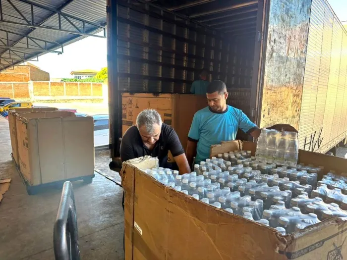 Agespisa envia 50 mil garrafas de água em apoio às vítimas das enchentes no RS