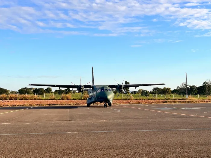 Aeroporto de Coxim recebe instrução da FAB para iniciar exercícios com aviões de grande porte”