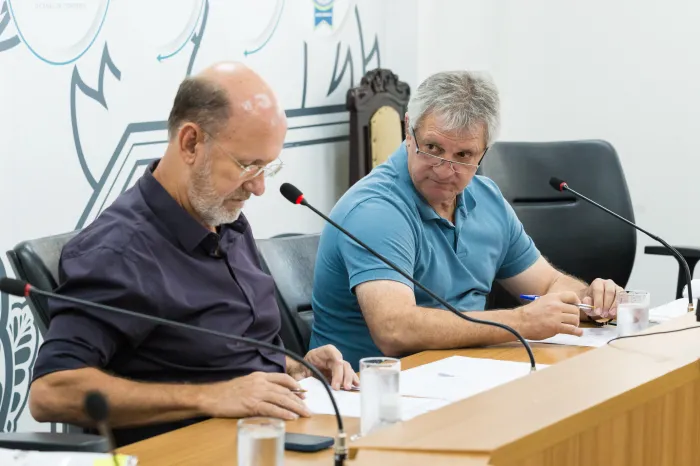 CFAEO analisa e vota 42 projetos de leis