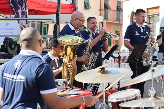Banda Municipal de São Sebastião participa de evento em Fivizzano, cidade-irmã na Itália