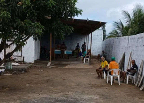 Quatro pessoas são presas suspeitas de cárcere privado no Centro de Recuperação IDE em Feira de Santana