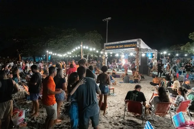 Luau promete animar a Praia do Arrastão nesta sexta-feira