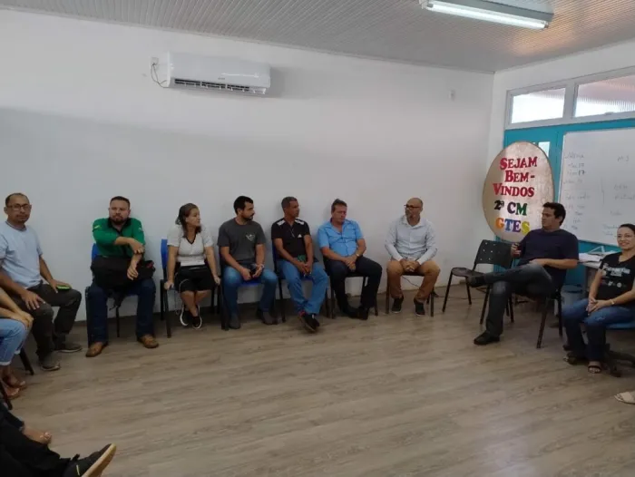 Governo e prefeitura de Acrelândia se unem em ação para fortalecer segurança nas escolas