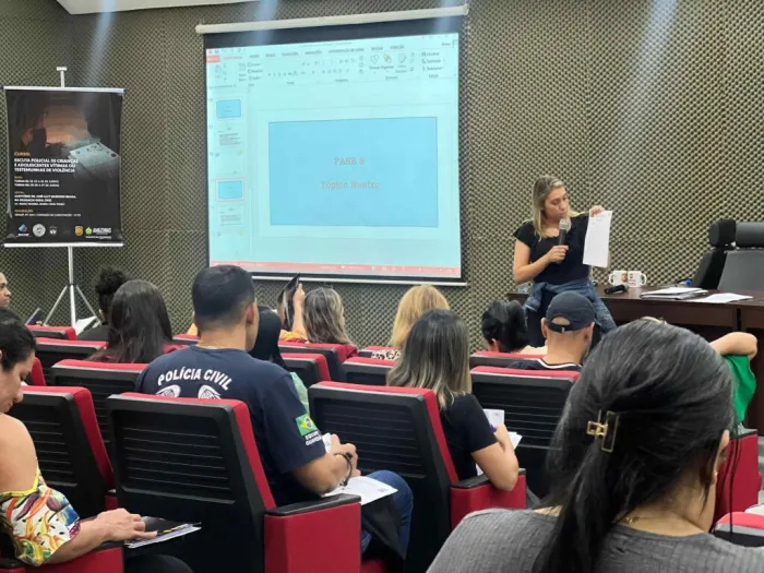 Policiais civis do interior participam de curso de escuta especializada para crianças e adolescentes