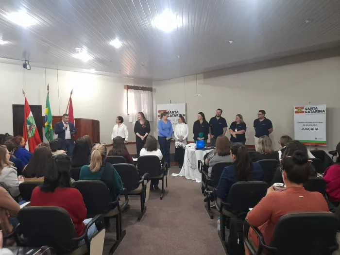 Educação de SC capacita profissionais para a primeira etapa do Censo Escolar 2024