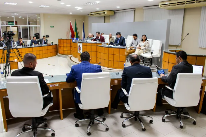 Câmara Municipal aprova três projetos na 13ª Sessão Ordinária