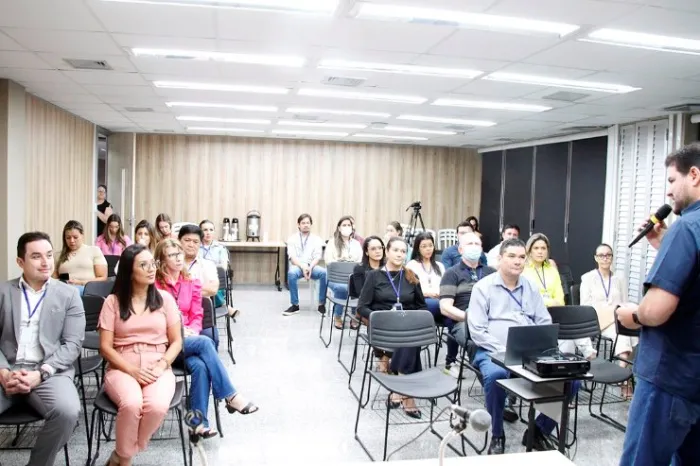 Escola do Legislativo proporciona reflexão sobre saúde mental aos servidores da ALEMS