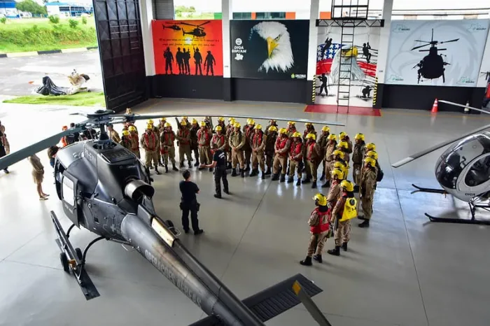 Governo do Amazonas promove treinamento para Bombeiros Militares que atuarão na Operação Aceiro 2024