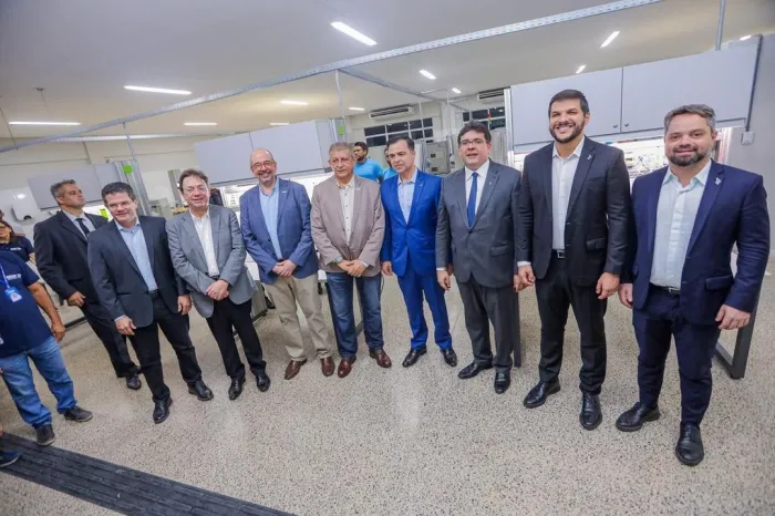 Rafael Fonteles conhece novo Centro de Formação do Senai em Teresina e projeta parceria para formação de mão de obra 