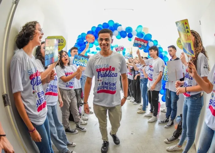 Programa Se Liga no Enem está entre os finalistas do Prêmio Nacional Excelência em Competitividade 2024
