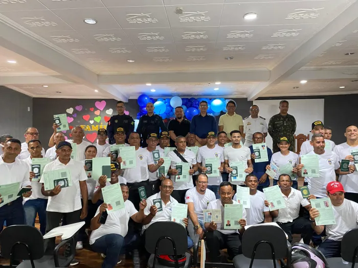 SMSI: Barqueiros e rabeteiros recebem certificação de curso realizado pela Marinha do Brasil