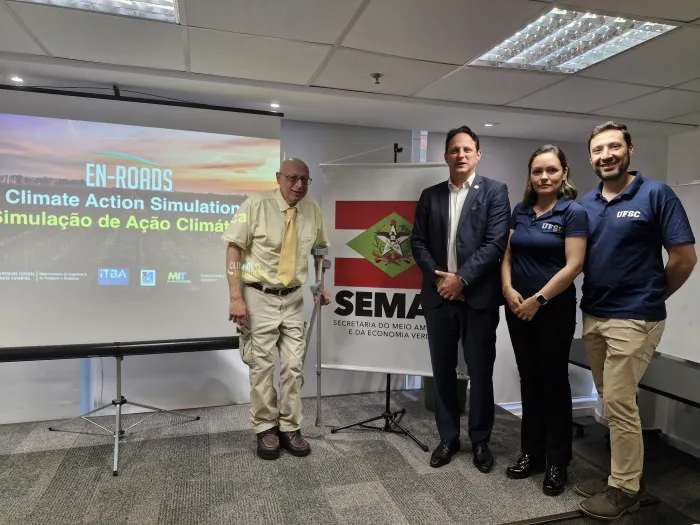 Servidores da Secretaria do Meio Ambiente recebem treinamento com simulador internacional de Ações Climáticas