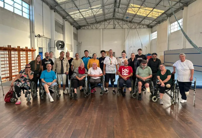 Projetos de extensão da Udesc Cefid promovem oficina de dança para amputados em Florianópolis