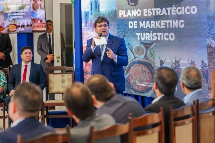 Governador anuncia R$ 20 milhões em investimentos para alavancar turismo do Piauí