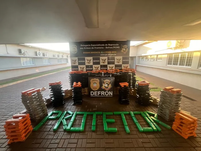 Polícia Civil apreende aproximadamente 1 tonelada de maconha em Ponta Porã