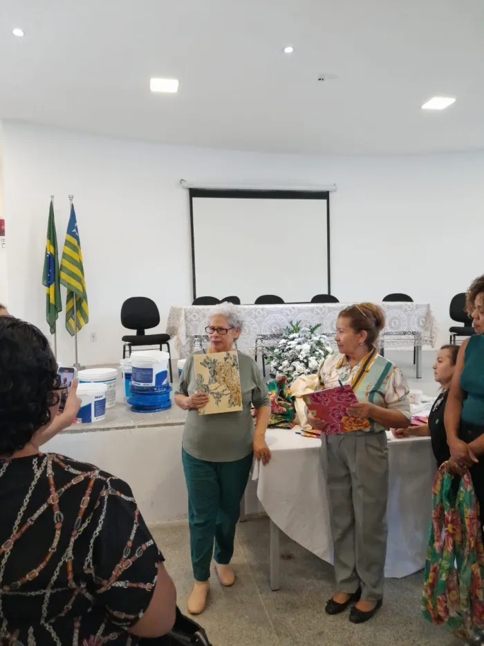 Servidores da Sasc participam de oficina de reciclagem