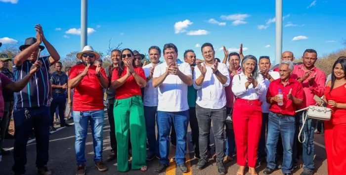 Em Avelino Lopes e Júlio Borges, governador entrega recuperação de rodovias e anuncia obras hídricas para a região 