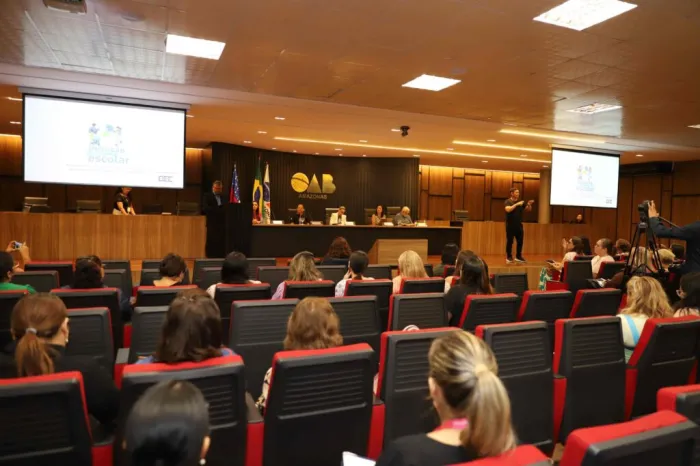 Representantes da rede estadual de ensino do Amazonas participam de Jornada sobre Inclusão Escolar