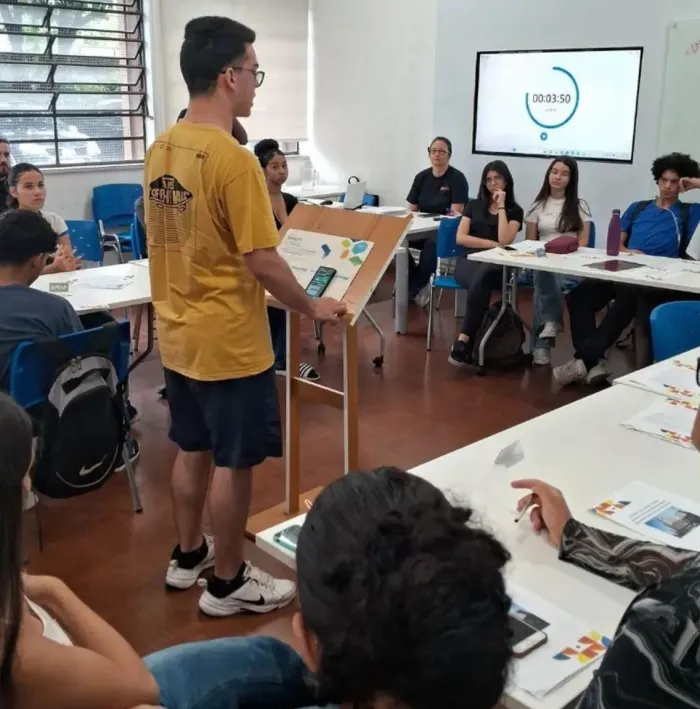 A aula especial conta com abordagens interativas, jogos lúdicos e simulação de um júri