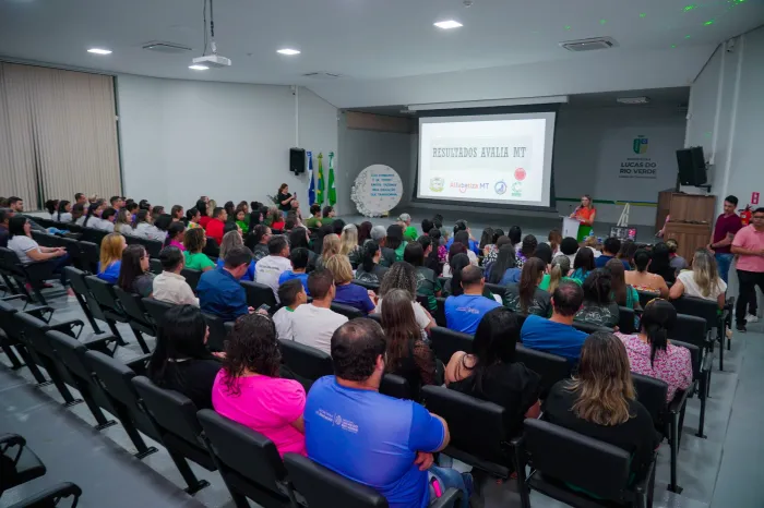 Educação que transforma: Aluno e quatro escolas de Lucas do Rio Verde são premiados no Educa MT