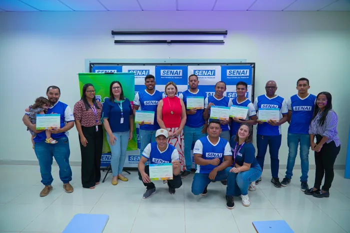 Prefeitura entrega certificado para alunos que concluíram curso do programa SER Família Capacita