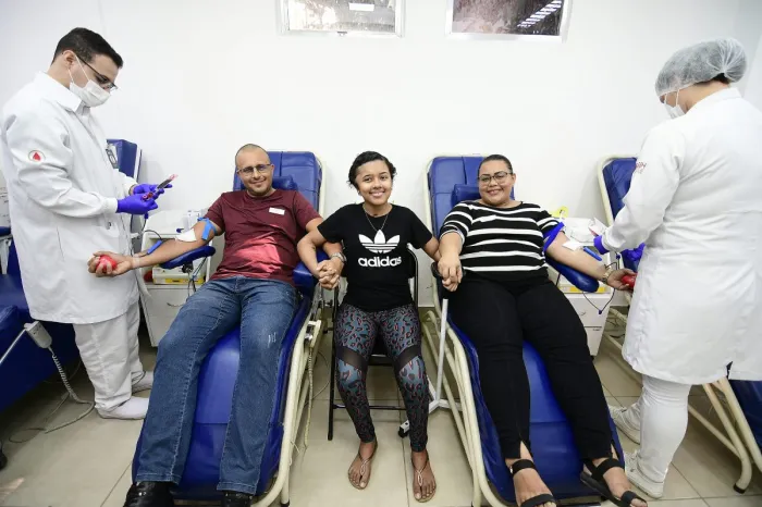 Doação de sangue salva a vida de adolescente de 14 anos tratada no Hospital Geral de Nova Iguaçu