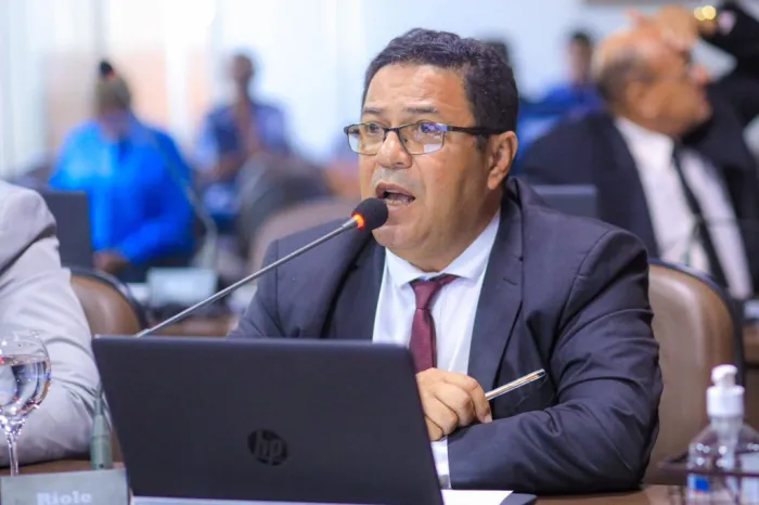 Professor Sá Marques comenta participação de vereadores em reunião do G20