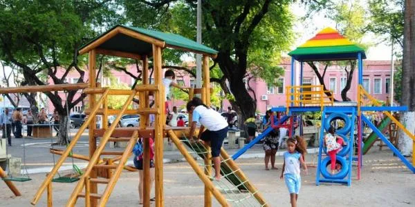 Parlamentar pede praça pública com área de lazer no bairro São Conrado