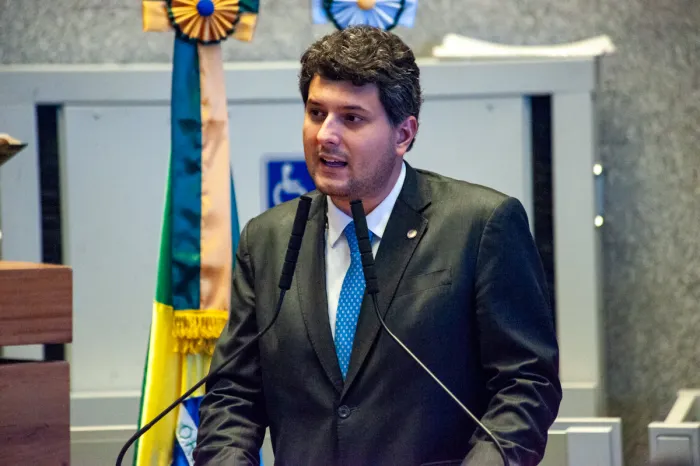 Dia mundial do orgulho autista é lembrado no plenário da CLDF