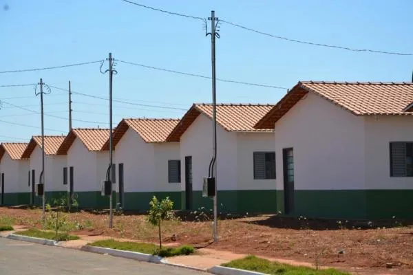 Indicação solicita limpeza e revitalização de área verde do Residencial Mário Raiter