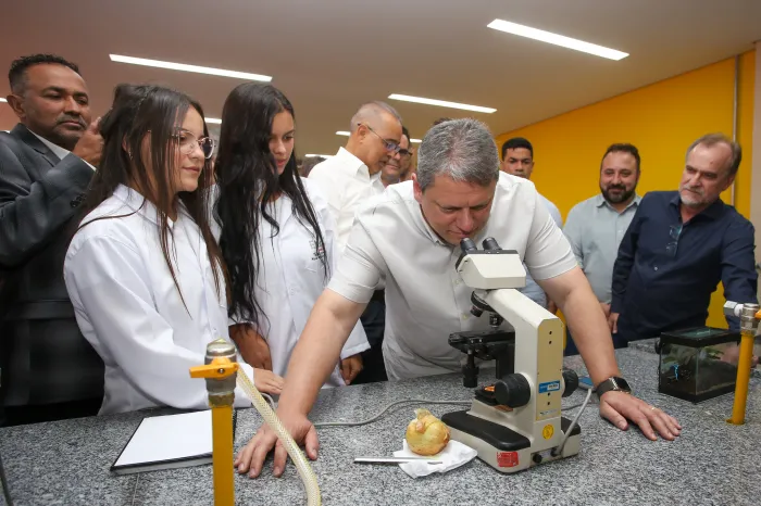 Governador participou de entrega da nova sede