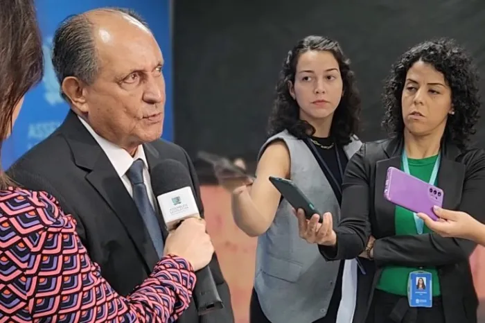 Deputado Zé Teixeira solicita asfalto para bairro de Dourados