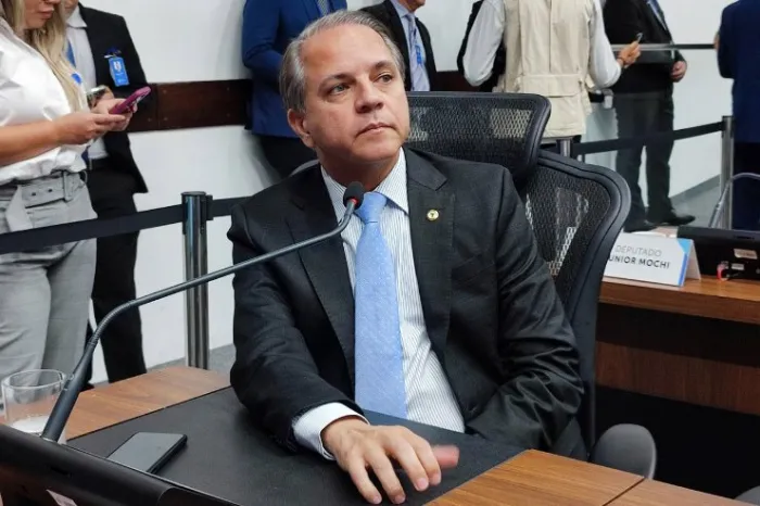 Coronel David afirma que discurso não resolve problema no Hospital Regional