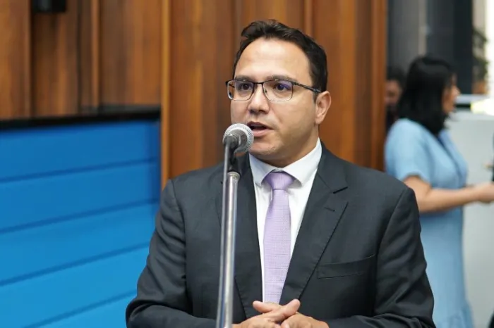Aprovado PL para que cartórios informem nascimento de bebês com pais menores de 14 anos