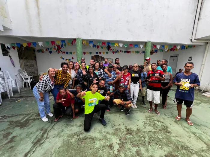 Assistidos pelo Centro Pop participam de atividade com temática junina